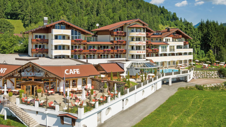 Hotel Alpina ****S Wellness & Spa Resort