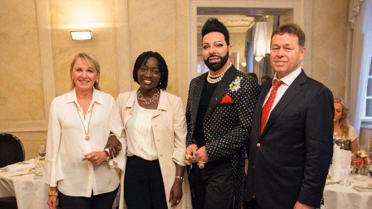 Auktionshaus Eppli lud Dr. Auma Obama und Stardesigner Harald Glöckner ins Schloss Solitude