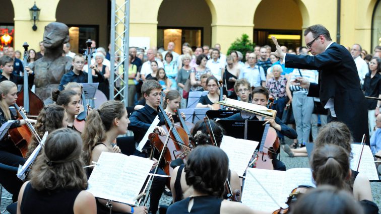 Programm-Highlights der 16. UniCredit Festspiel-Nacht