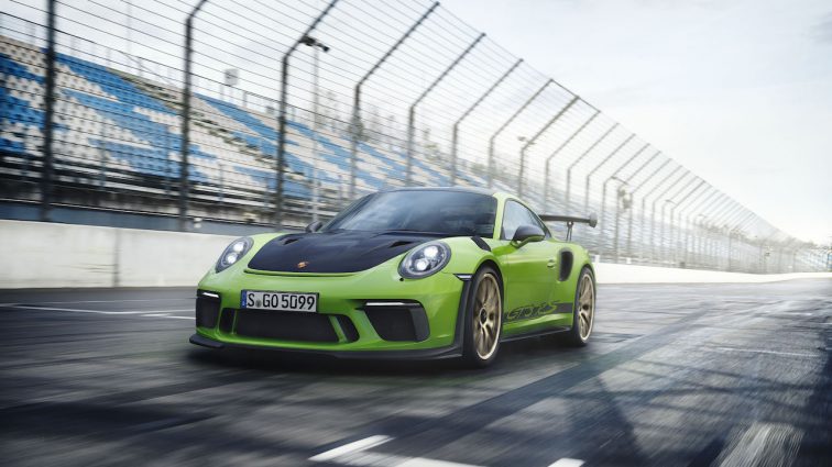 Ganz nah am Rennsport: der neue Porsche 911 GT3 RS feiert Weltpremiere