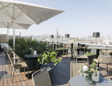 Made in Austria: The Ritz-Carlton, Vienna lanciert neues Konzept für die Atmosphere Rooftop Bar