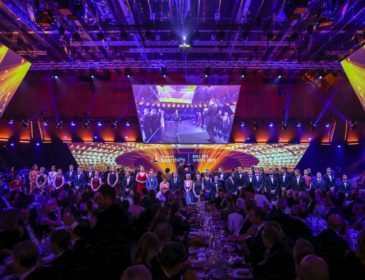 Ball des Sports 2019: Fußball-Legende Günter Netzer offiziell in die „Hall of Fame des deutschen Sports“ aufgenommen