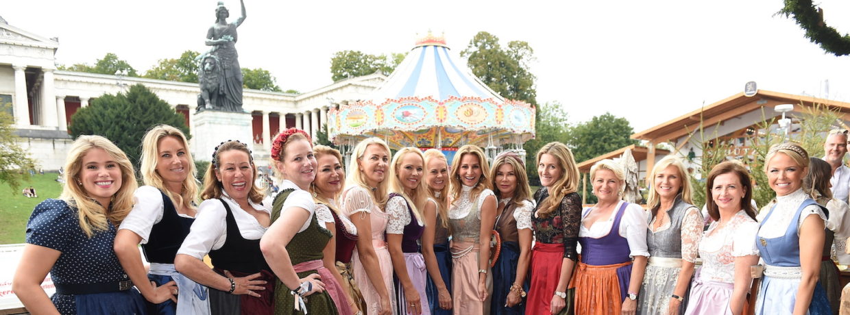 Wiesn-Power mit viel (Alpen-)Herz in Käfers Wiesn-Schänke