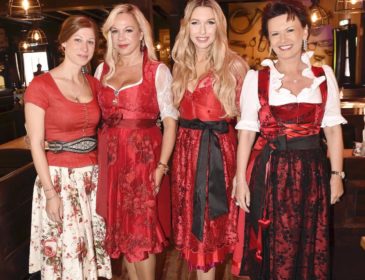 Prominente Damen sammeln bei der 2. Red Damen Wiesn in München