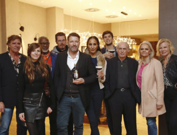 Bruno Eyron & Co: Einen Bruderkuss zum 30. Jahrestag des Mauerfalls – VIP Empfang im AC Hotel Berlin