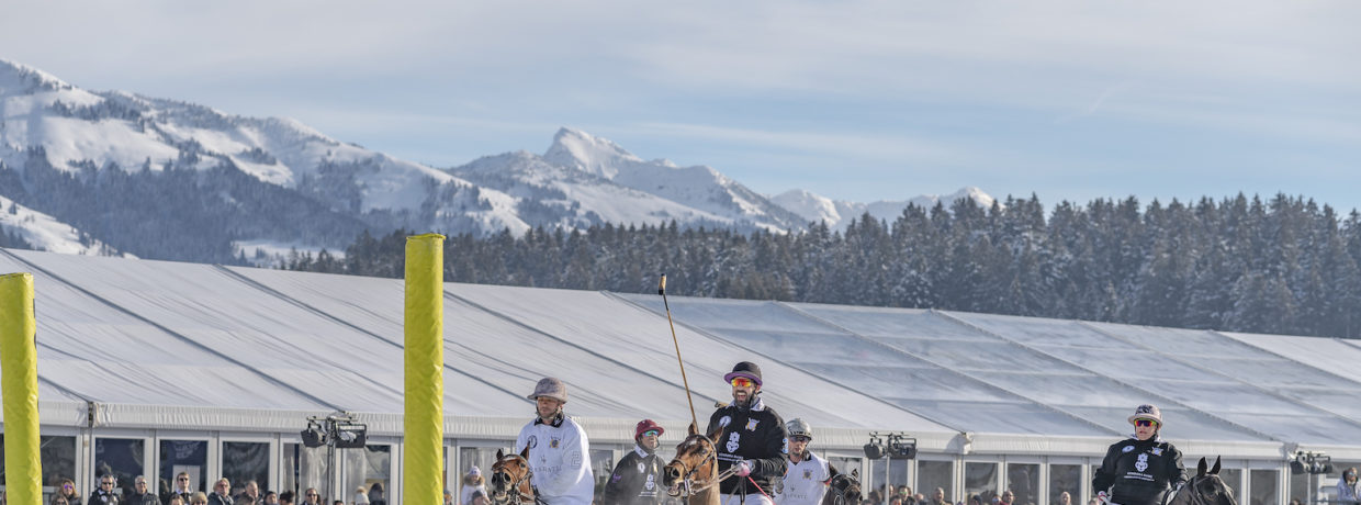 Der 18. Bendura Bank Snow Polo World Cup in Kitzbühel startet bald