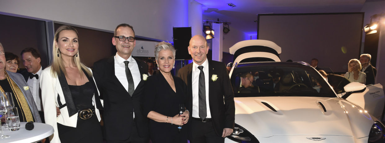 „Lovely Friends Lifestyle Event” bei Aston Martin in München