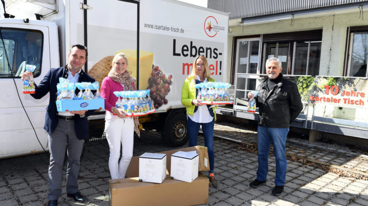 Charity-Osteraktion mit Herz – Masken und Osternester für Bedürftige im Münchner Umland