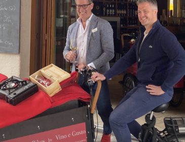 Vino e Gusto auf drei Rädern – neues Outdoor-Konzept mit Picknick-e-Bikes