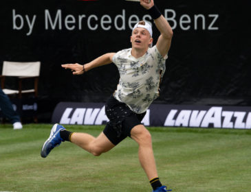 Toptalent Dominic Stricker feiert beim MercedesCup ATP-Rasenpremiere