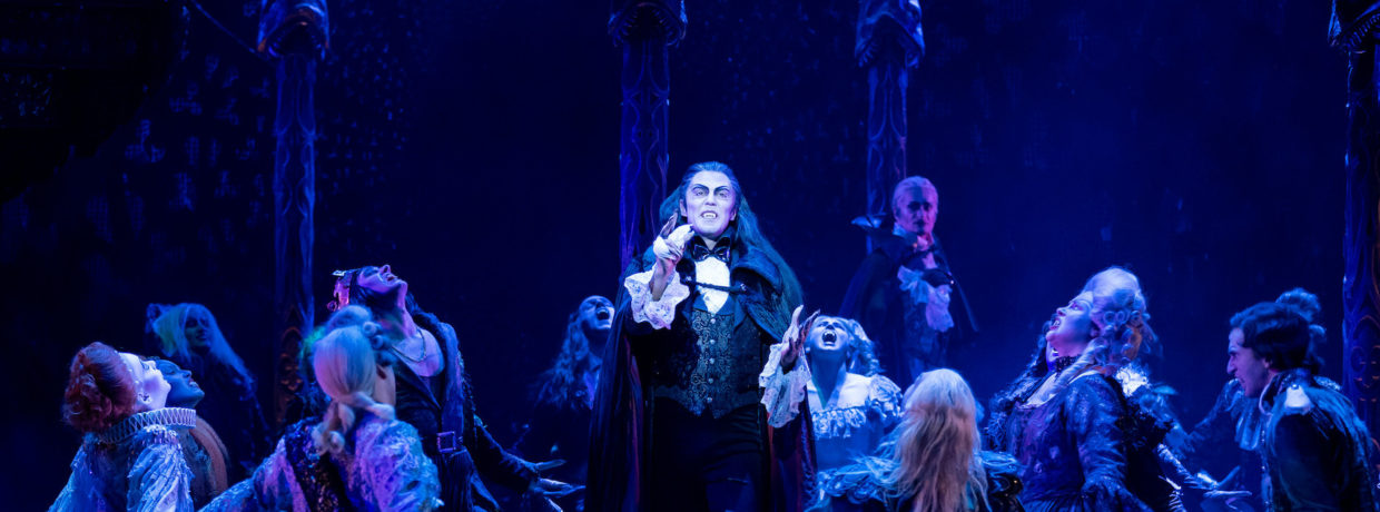 Endlich wieder live! Premiere von TANZ DER VAMPIRE in Stuttgart