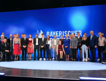 Sportminister Joachim Herrmann übergibt „Bayerischen Sportpreis 2021“