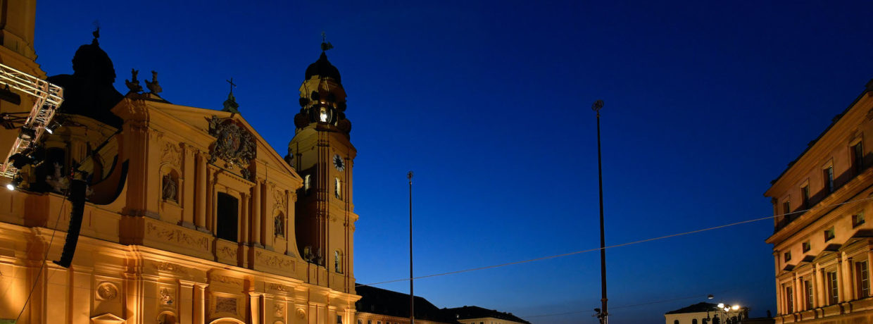 Daniel Harding dirigiert die Münchner Philharmoniker bei Klassik am Odeonsplatz 2022