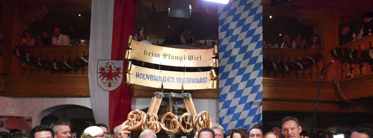 Love, peace und 30 Jahre Weißwurstparty im Stanglwirt in Kitzbühel