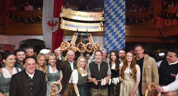 Love, peace und 30 Jahre Weißwurstparty im Stanglwirt in Kitzbühel