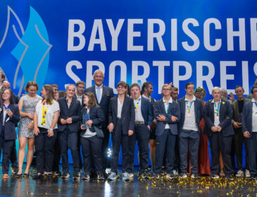 Sportminister Joachim Herrmann übergibt Bayerischen Sportpreis 2023