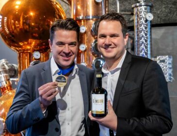 GINSTR Gin aus Stuttgart gewinnt Gold beim World Spirits Award 2024