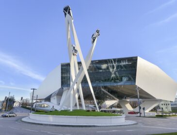 Porsche Heritage und Museum erstmals auf dem MYLE Festival