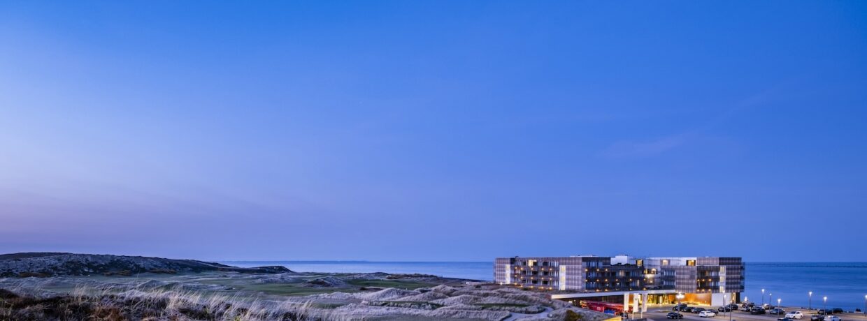 „101 beste Hotels“ prämiert das BUDERSAND Sylt zum LUXURY GOLF RESORT OF THE YEAR