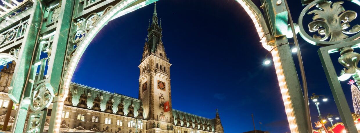 7 Weihnachtsmärkte, die eine Reise wert sind – mit Leonardo Hotels die Winterzeit genießen