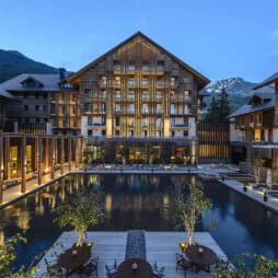 Internationale Supercar Ikonen in den Schweizer Alpen: SOC Classic 2025 im The Chedi Andermatt