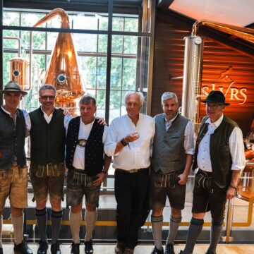 Whisky mit Weitblick: SLYRS eröffnet modernste Destillerie Europas