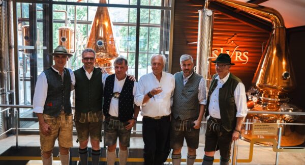 Whisky mit Weitblick: SLYRS eröffnet modernste Destillerie Europas