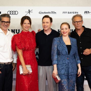 DAS KANU DES MANITU feiert Weltpremiere in München