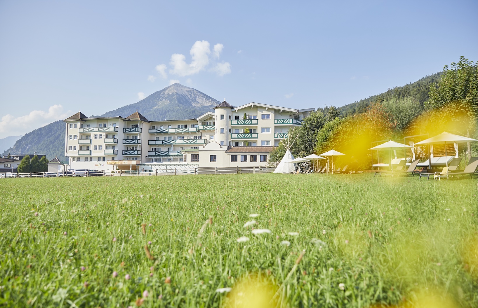 Außenansicht des Sporthotels Achensee Quelle: Vorhofer Christian (Familienparadies Sporthotel Achensee)