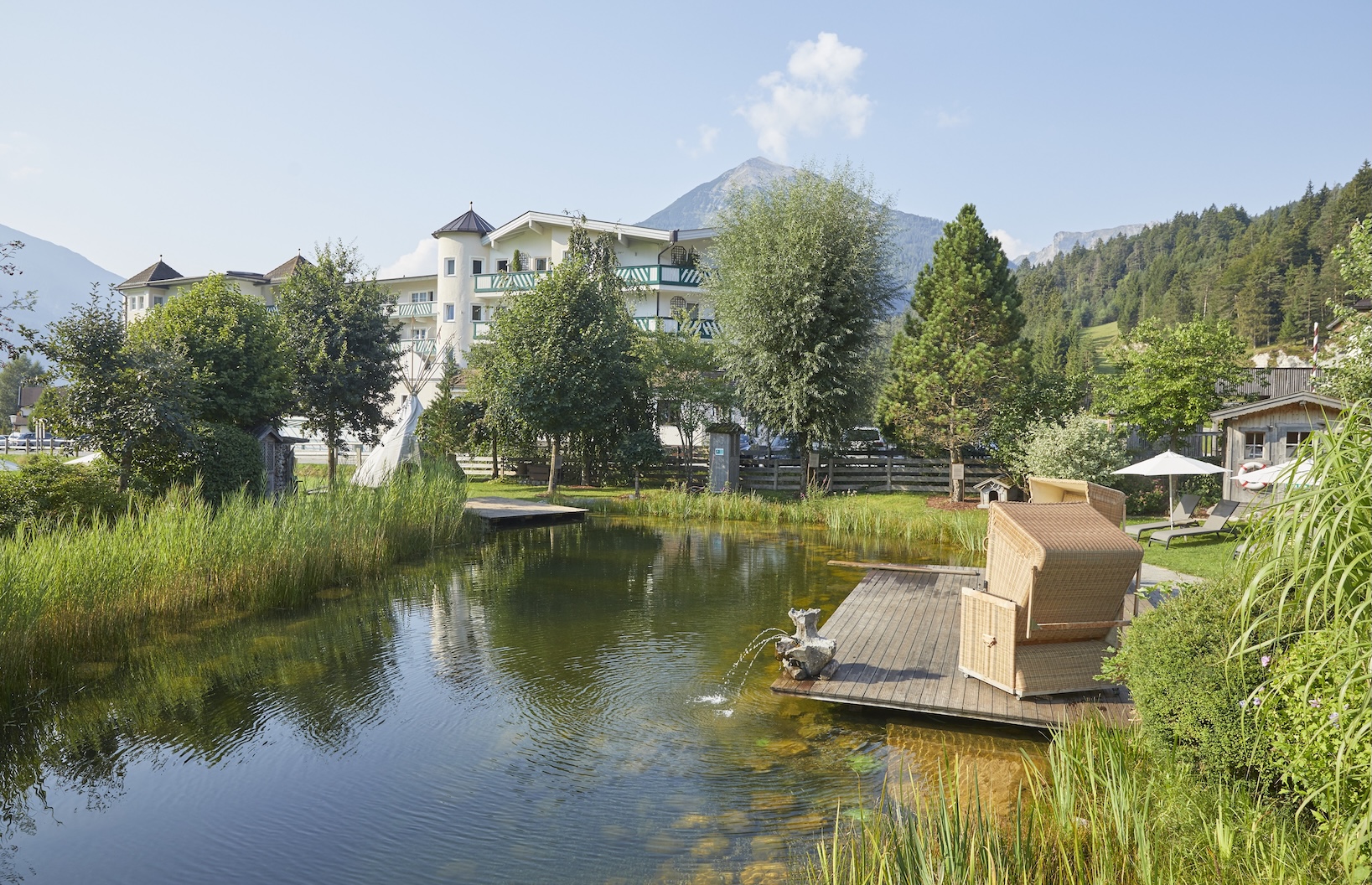 Traumhafter Blick auf das Sporthotel Achensee Quelle: Familienparadies Sporthotel Achensee
