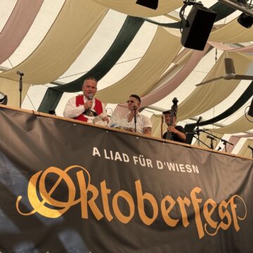 „A Liad für d’Wiesn“ – der Sieger steht fest: Michael Unfried Fenzl besser bekannt als FENZL! 