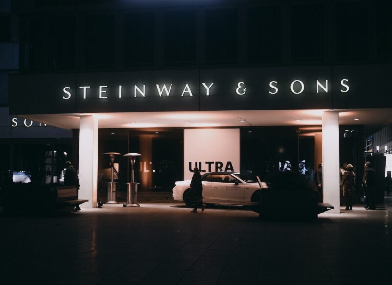 Steinway & Sons x Bentley Stuttgart: Ein Abend voller Klang, Kunst und Eleganz