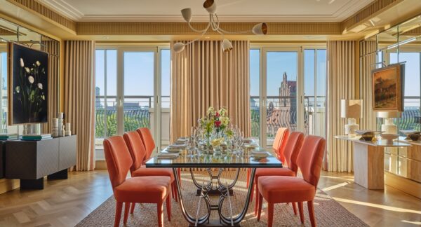 Die neu designte Monforte Royal Suite im The Charles Hotel über den Dächern Münchens