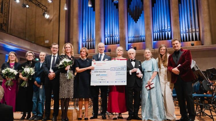 30. BMW Advents-Benefizkonzert im Herkulessaal der Münchner Residenz