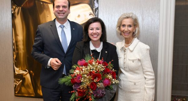 Christmas-Cocktail des Clubs der Europäischen Unternehmerinnen in München