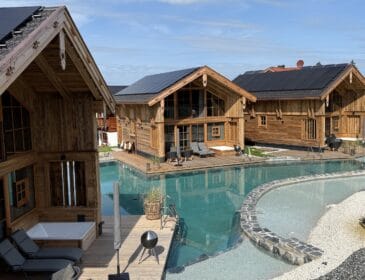 Auszeit im Allgäu: Neues Spa und neue Chalets im Alpzitt Chaletdorf