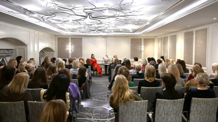 Jahresauftakt-Veranstaltung des Clubs europäischer Unternehmerinnen im Hotel Mandarin Oriental Munich