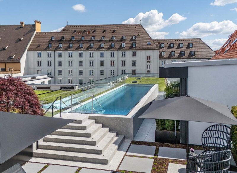 Hotel Maximilian’s eröffnet exklusiven Neubau mit sieben Suiten und Rooftop-Pool